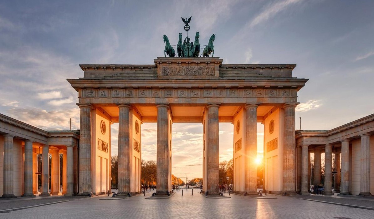 Міжнародна юридична фірма Freshfields запрошує студентів на стажування у Німеччині